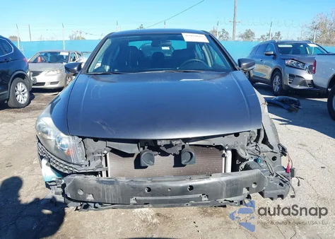 2012 Honda Accord 2.4 Se из США, поврежденный, VIN 1HGCP2F67CA241215